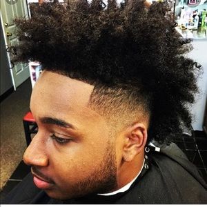 Meet your Posher, Devin